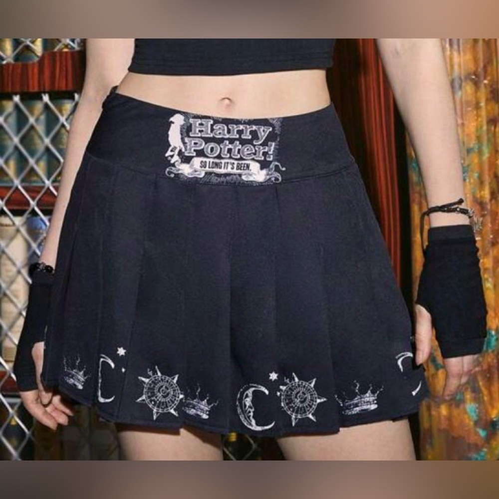 Harry Potter 🪄🧙🏻‍♀️ Skirt with short